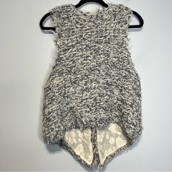 Free People Faux Fur Away Vest Cream Grey Fuzzy Boho Bohemian Shag, size M - Picture 6 of 10
